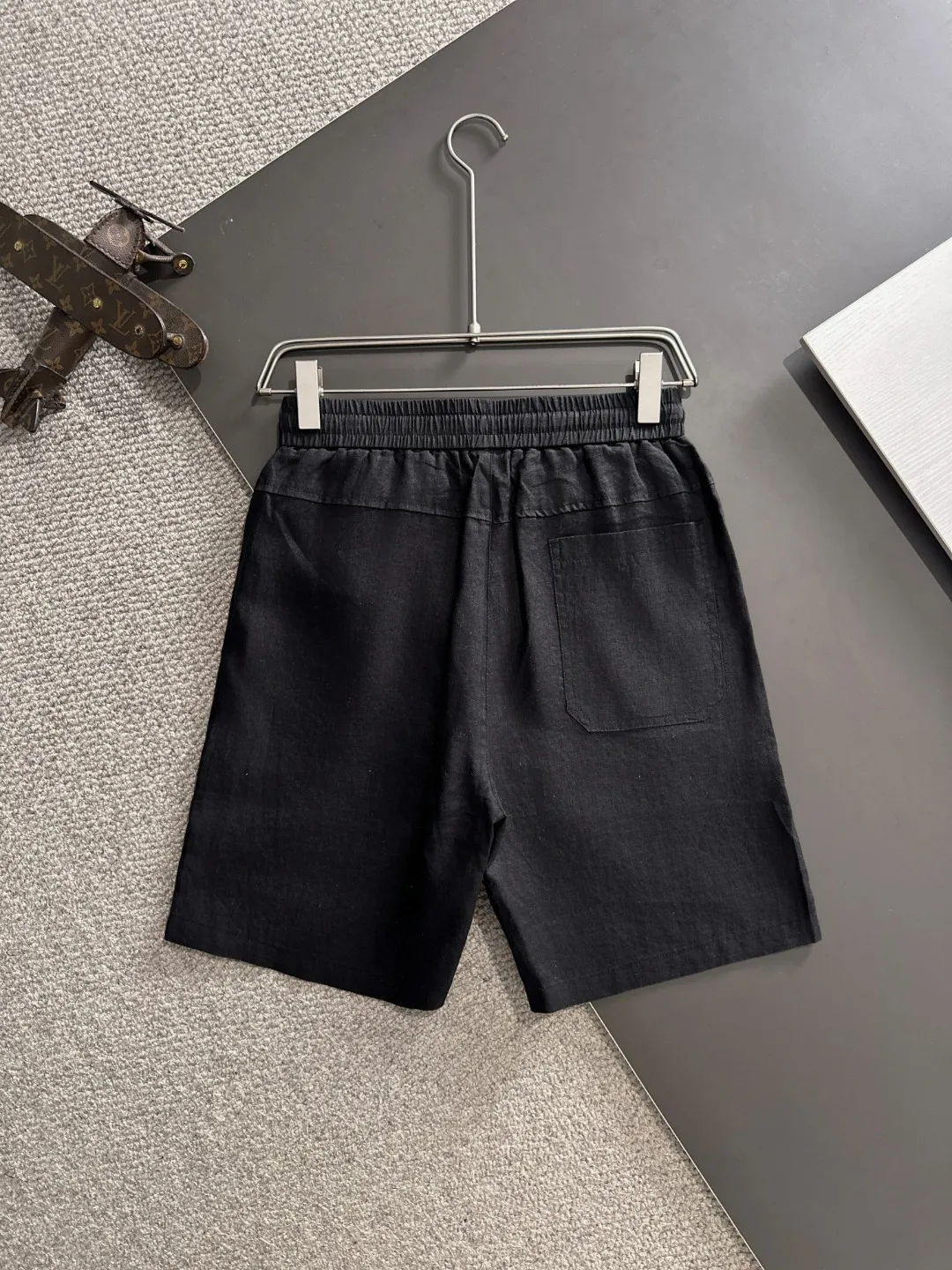 Next day shipment P160 Premium Burberry 2025 Summer New Arrival elastic band casual shorts, counter custom fabrics Breathable, high comfort, impeccable details, brand element design concept, reflecting high quality. It feels delicate and soft! It presents a casual cut and the upper body shape is great! Sizes:M-4XL